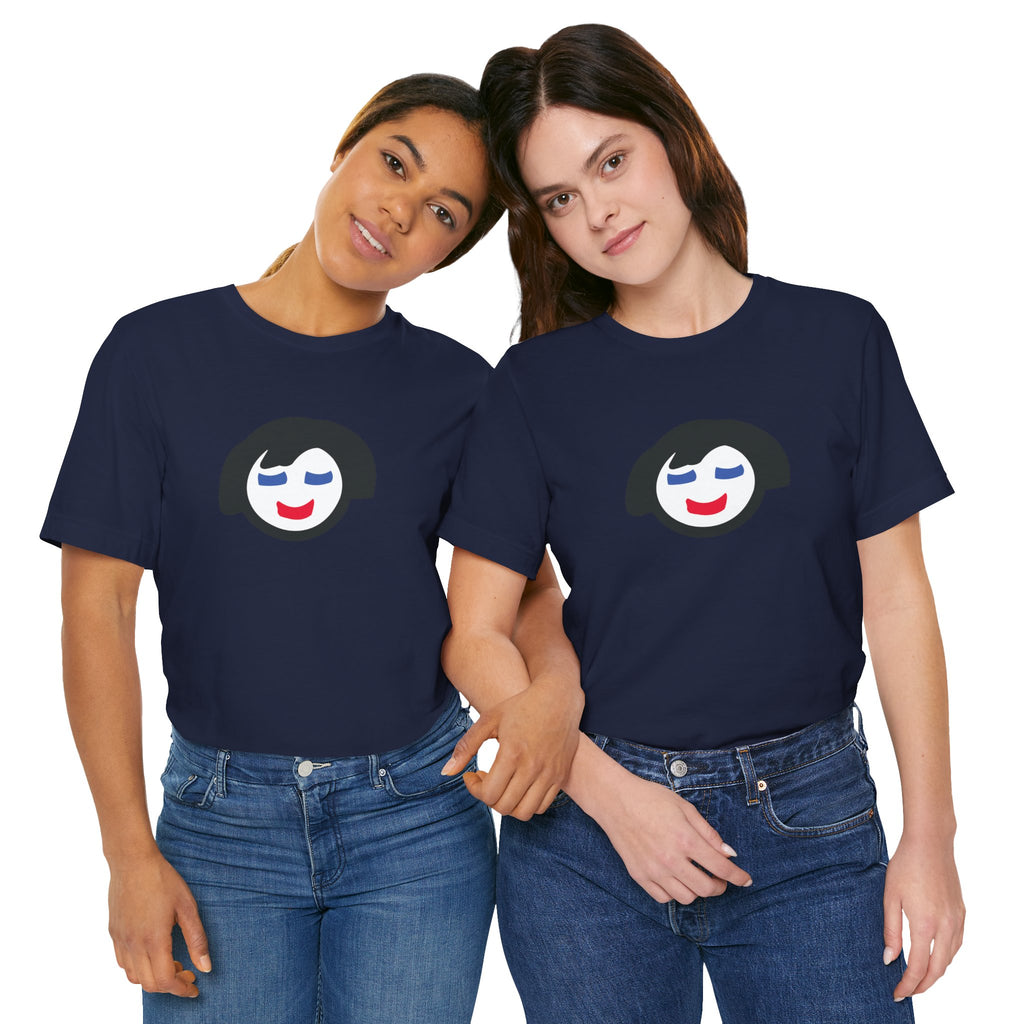 Minimalist Smiling Face Graphic Tee — Cute Peaceful Emoji T-Shirt