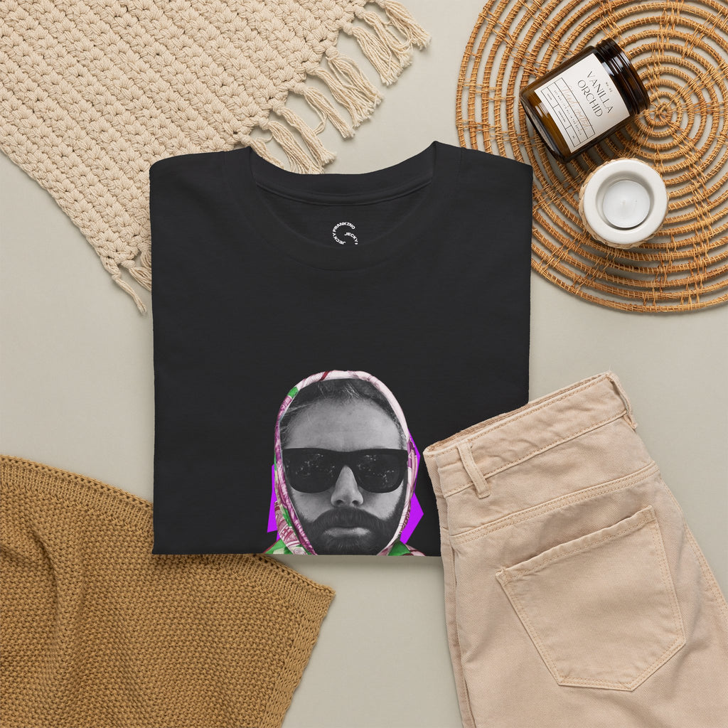 JECKY Fuxia FOULARD  Man  T-Shirt | Retro Portrait, Sunglasses, Vaporwave Accent