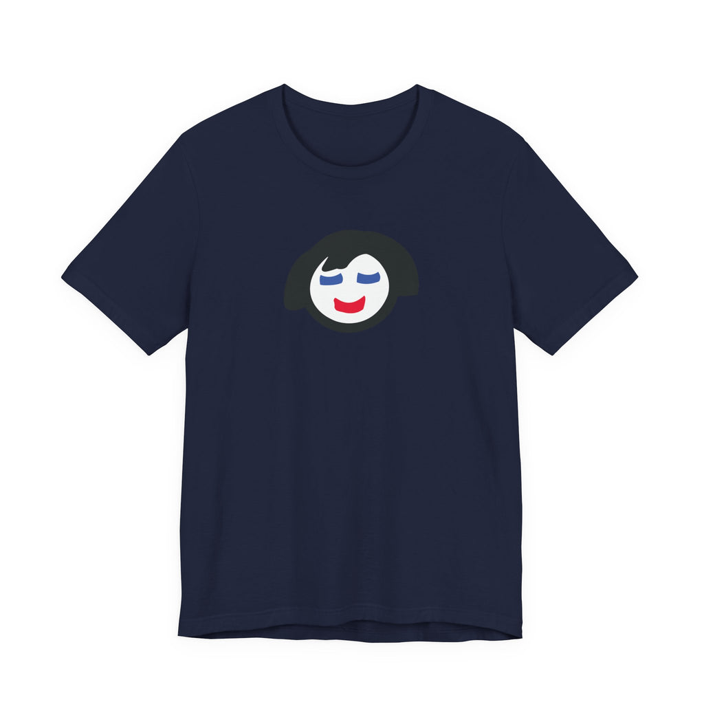 Minimalist Smiling Face Graphic Tee — Cute Peaceful Emoji T-Shirt