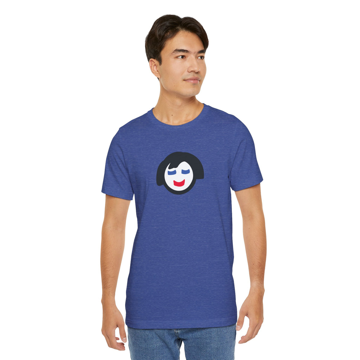 Minimalist Smiling Face Graphic Tee — Cute Peaceful Emoji T-Shirt