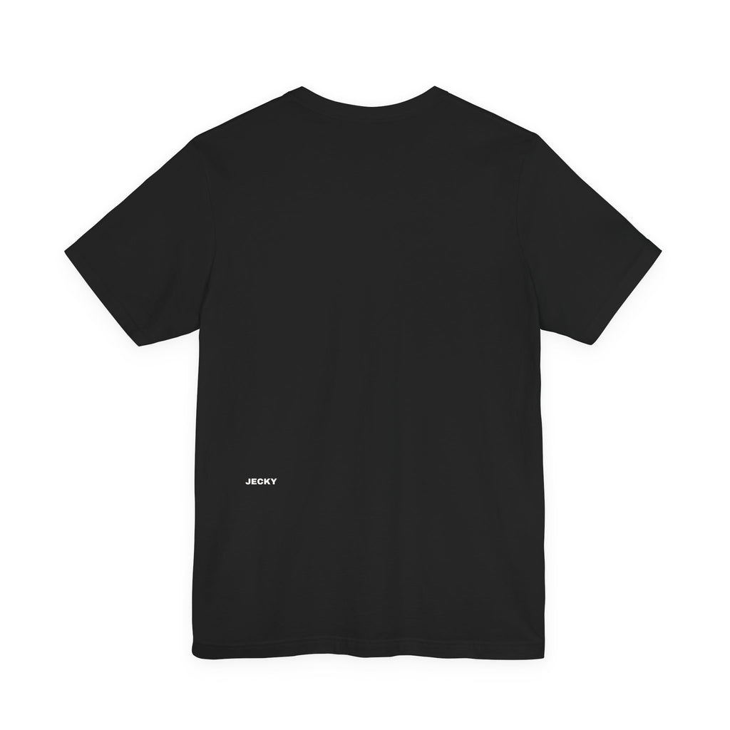 Minimalist Smiling Face Graphic Tee — Cute Peaceful Emoji T-Shirt