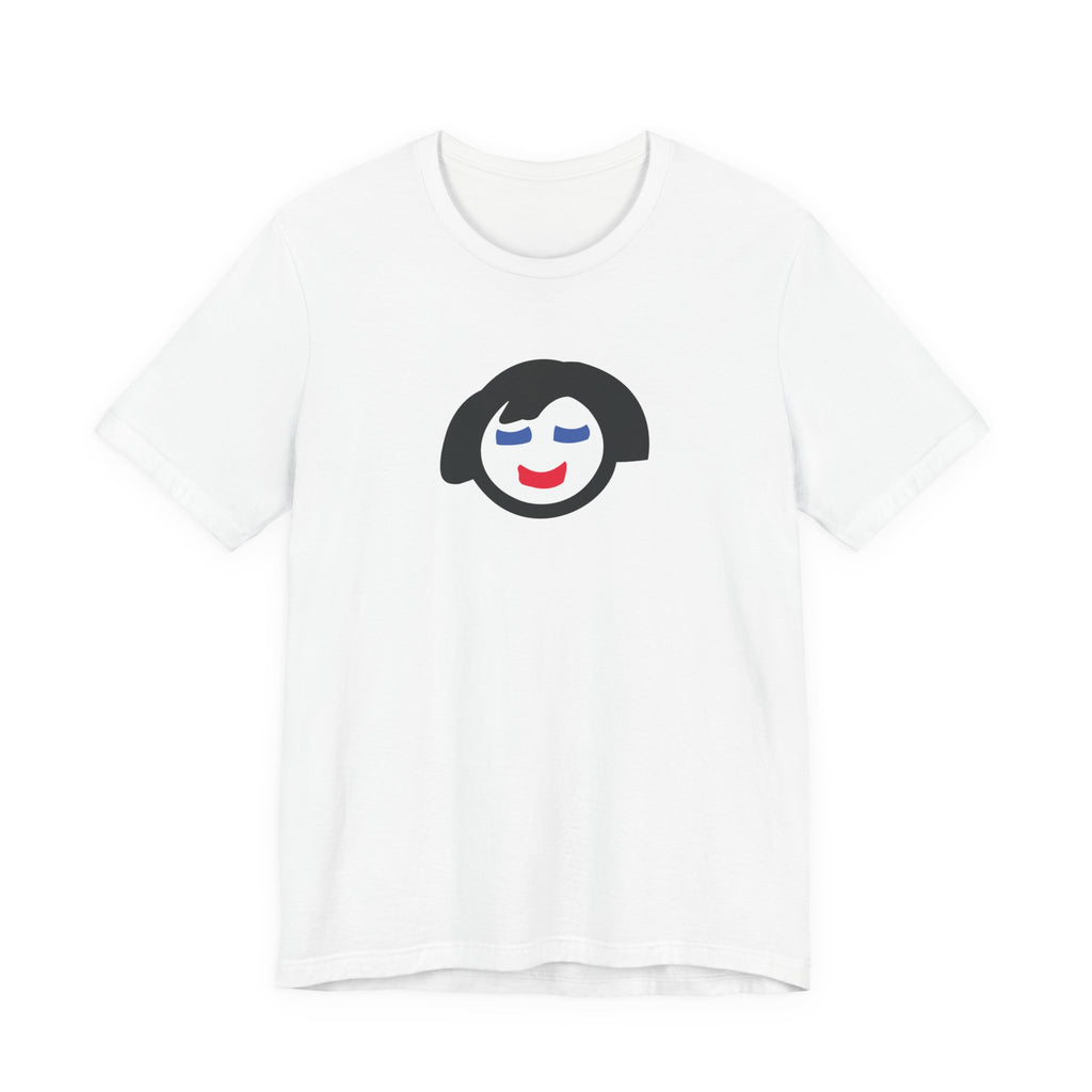 Minimalist Smiling Face Graphic Tee — Cute Peaceful Emoji T-Shirt
